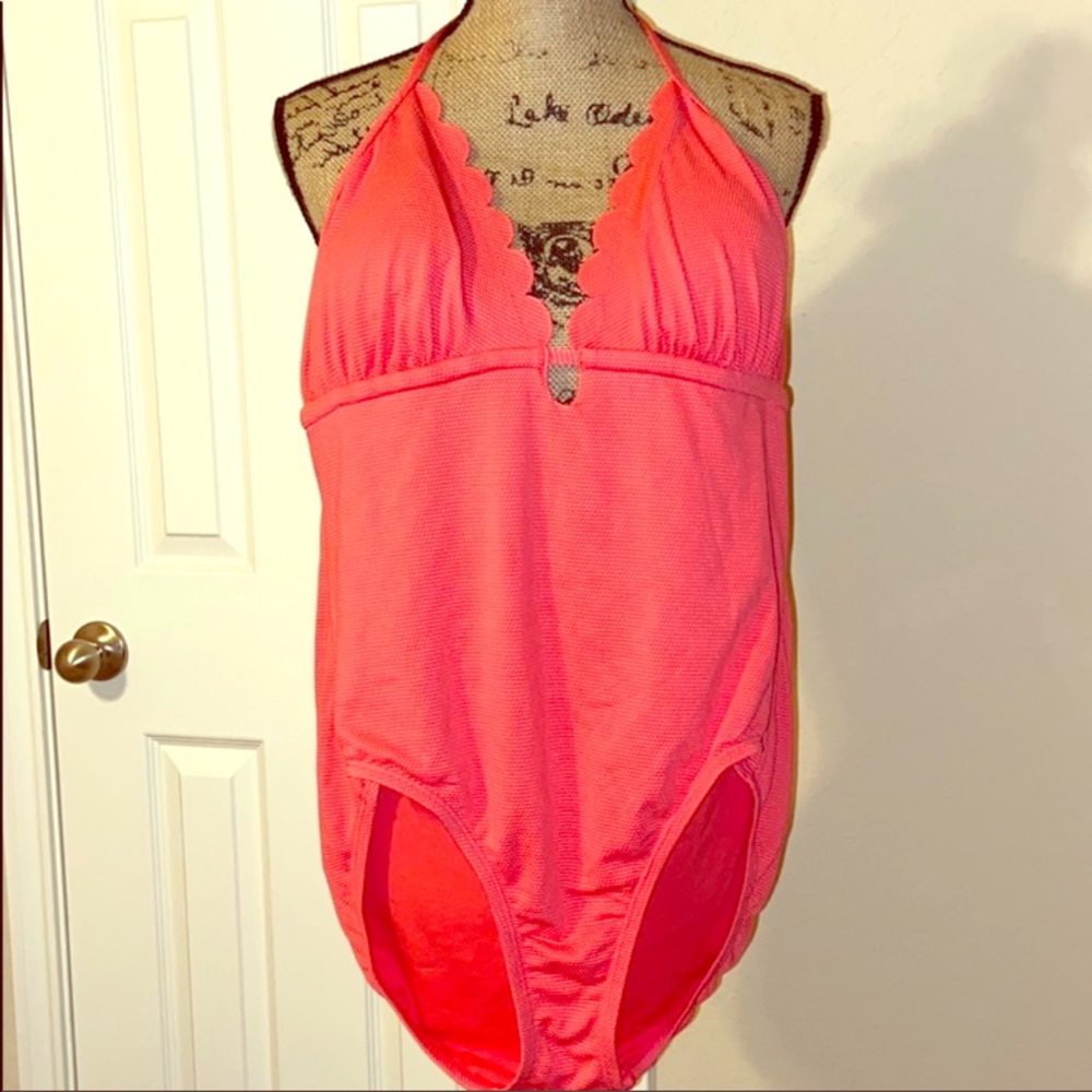 One piece swimsuit